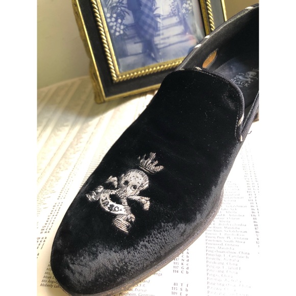BLACK BAKER-LOGO VELVET SKELETON HEAD-SLIPPER - Picture 2 of 16